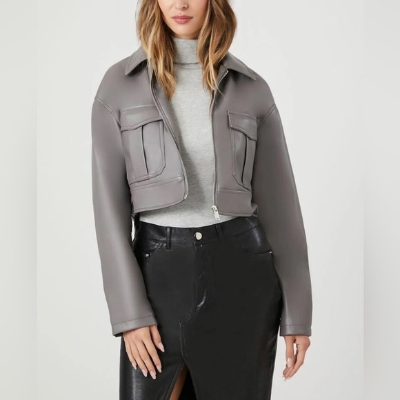 Forever 21 Jackets & Blazers - Forever 21 NWT Gray Faux Leather Cropped Bomber Jacket Medium M